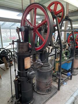 1hp Stirling Engine 02